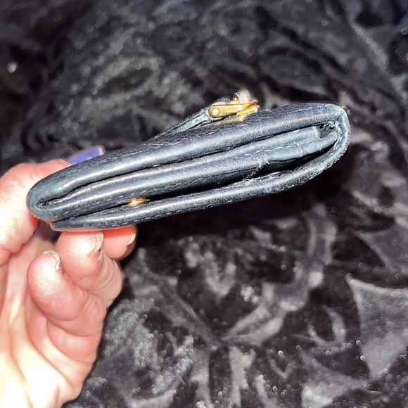 Prada ladies, black full size wallet - Picture 6 of 9